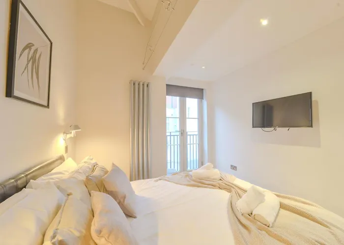Central Two Bedroom Apartments St Albans By Central Stays Short Lets & Serviced Accommodation With Free Parking